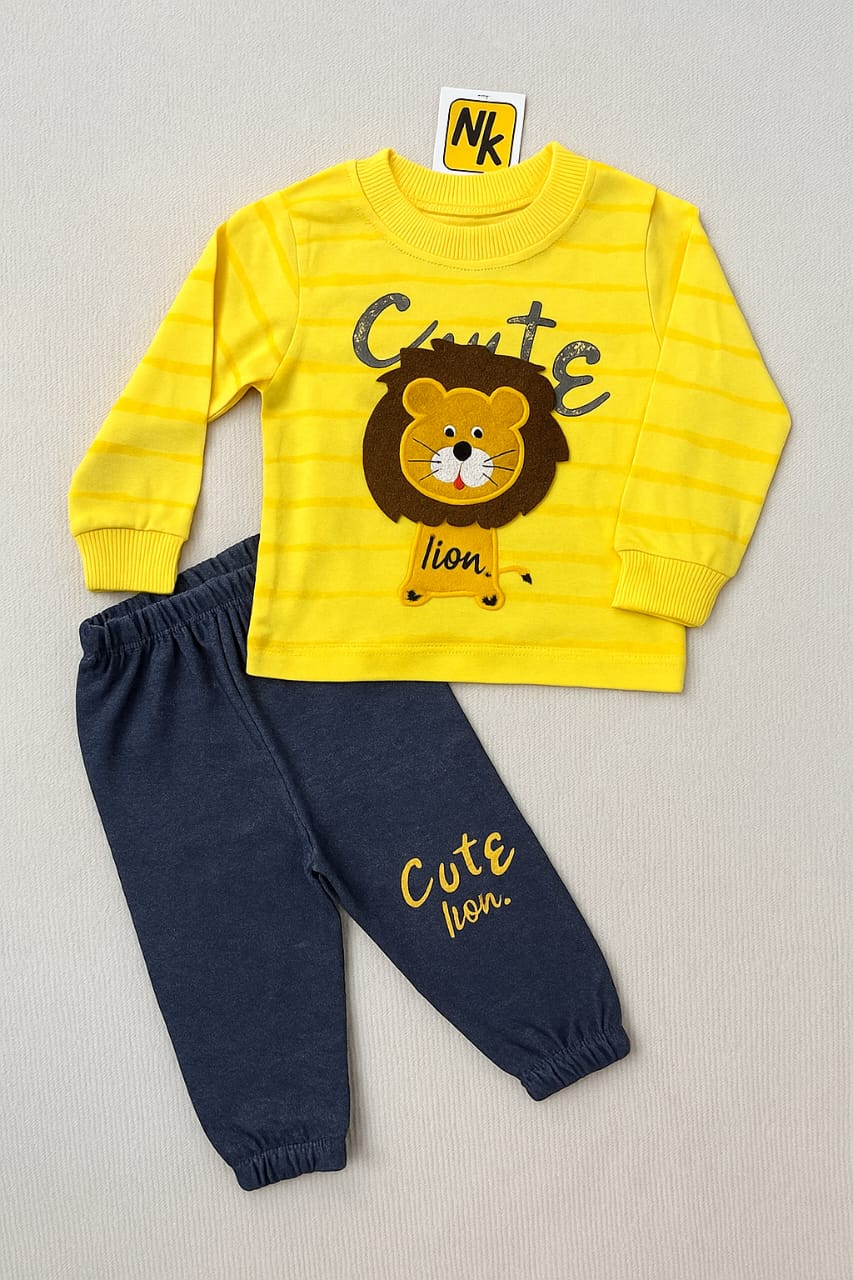 Roar & Explore: 2-Piece Organic Baby Outfit Set – Lion Tee & Navy Pants