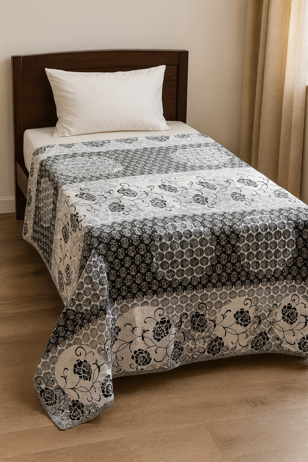 Double Bed Soft Velvet Blanket with Floral Design