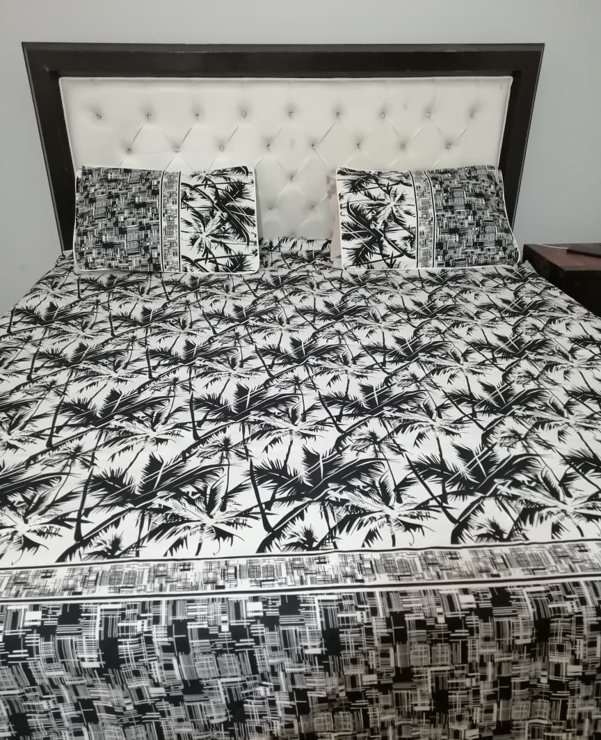 Double Bed Sheet Set | Black & White Palm Tree Design with Geometric Border